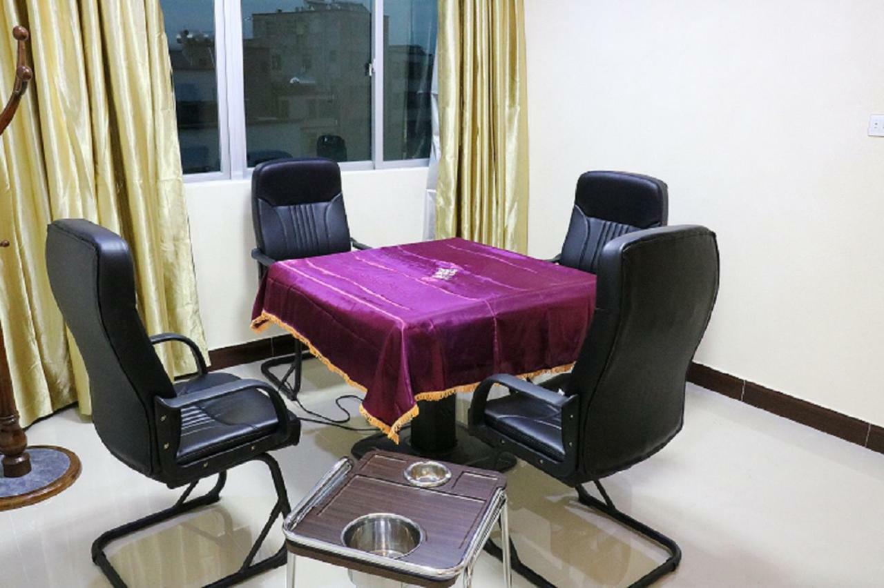 Longhui Business Hotel Хойчжоу Екстер'єр фото